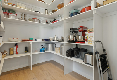 The Hidden Mold Growing in Your Pantry: These Mistakes Ruin Your Food