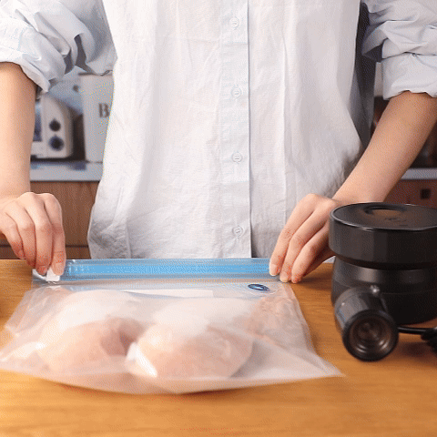 VP09 3-in-1 Handheld Vacuum Sealer Kit